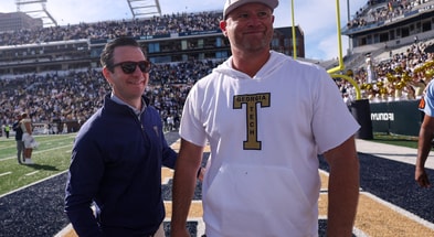 NCAA Football: Syracuse at Georgia Tech