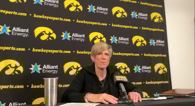 Jan Jensen recaps the Hawkeyes win over Evansville. (Photo by Kyle Huesmann)