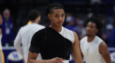 jaland-lowe-injury-update-shoulder-mark-pope-kentucky-eastern-illinois