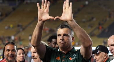 LSU could land an intriguing bowl matchup - © Darren Yamashita-Imagn Images