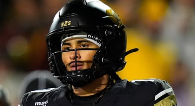 Colorado QB Julian Lewis