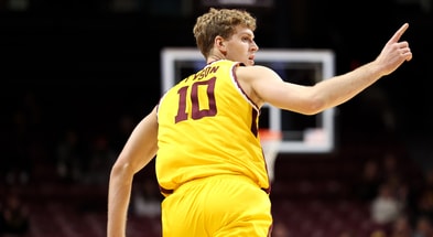 Minnesota vs Stanford