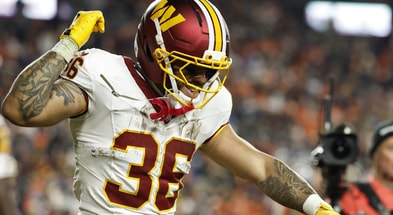 bbnfl-chris-rodriguez-scores-in-third-straight-home-game