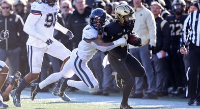 UConn Football versus Army 2022