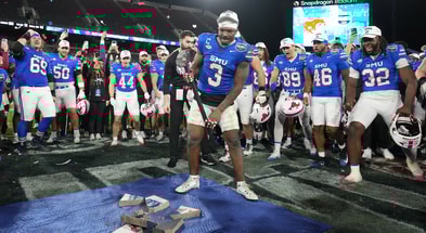 the-deans-list-smu-beats-no-17-arizona-24-19-in-holiday-bowl
