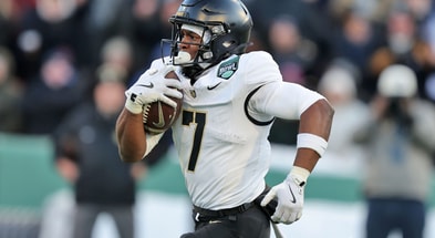 NCAA Football: Fenway Bowl-Connecticut vs Army