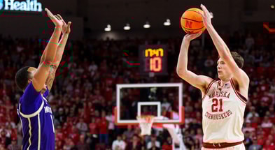 Pryce Sandfort vs. Washington