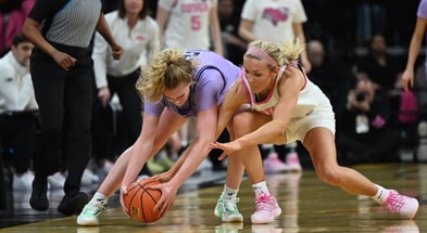 The Hawkeyes defeated Washington on Wednesday night. (Photo by Dennis Scheidt)