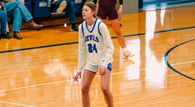 HawkeyeReport caught up with '28 forward Khloe Nicholson after her Iowa visit.