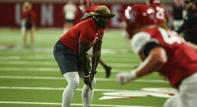 South Dakota linebackers coach Elijah Hodge