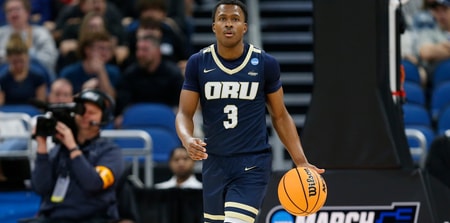 former-oral-roberts-point-guard-max-abmas-explains-chosing-texas-over-kansas-state-transfer-portal