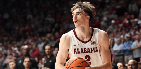 Alabama forward Grant Nelson
