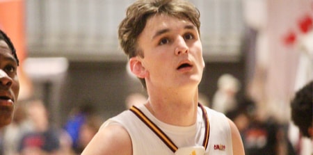 Texas forward Bo Ogden
