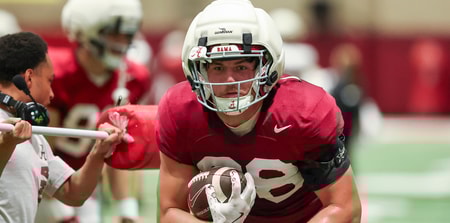 Alabama TE Jay Lindsey