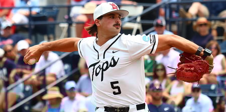 Western Kentucky transfer RHP Jack Bennett commits to Kentucky