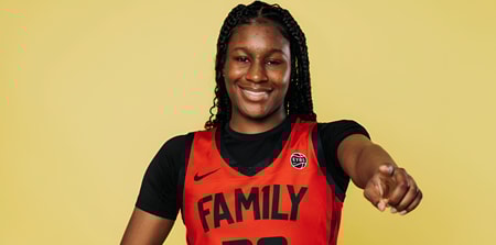 2027-deandra-minor-looking-build-real-good-relationship-kenny-brooks