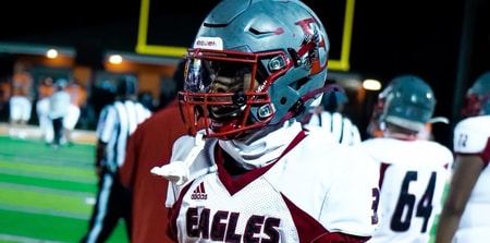 Kentucky football recruiting target Cam Wade last season at East Nashville. Photo credit: Cam Wade | @d1cam5x on Twitter/X