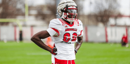 LOUISVILLE TIGHT END JALEEL SKINNER