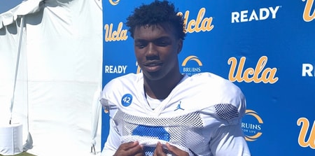 UCLA linebacker Jalen Woods