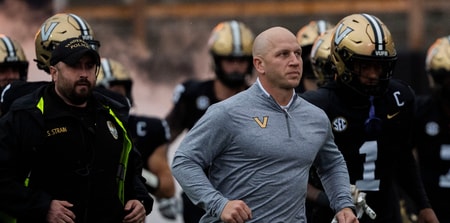 Vanderbilt Commodores Head Coach Clark Lea runs onto the field before playing against South Carolina Gamecocks at FirstBank Stadium in Nashville, Tenn., Saturday, Nov. 9, 2024. © Stephanie Amador / The Tennessean / USA TODAY NETWORK via Imagn Images