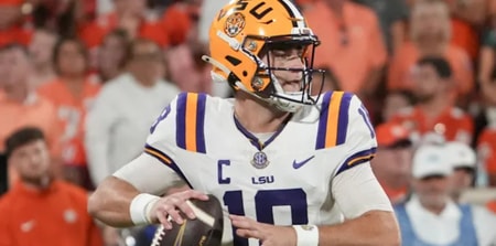 Garrett Nussmeier Drops Back to Pass versus Clemson
