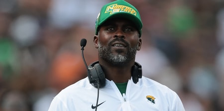 Norfolk State head coach Michael Vick