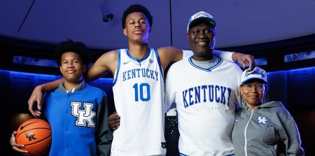 Baba Oladotun on his Kentucky Visit (Photo: UK Athletics)
