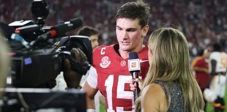 Alabama QB David Leong