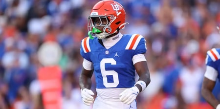 J'Vari-Flowers-Florida-Gators