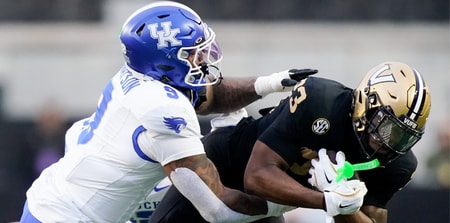Kentucky-linebacker-Landyn-Watson-plans-to-enter-NCAA-Transfer-Portal
