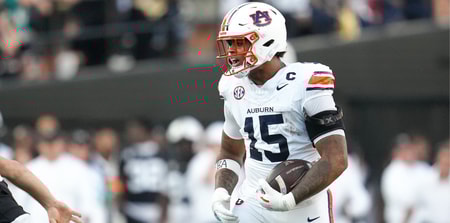 Keldric Faulk (Photo by Auburn Athletics)