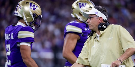 NCAA Football: UC - Davis at Washington
