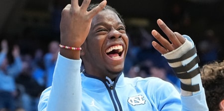 caleb-wilson-injury-update-hubert-davis-reveals-update-following-season-ending-surgery