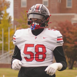 2027 OT Ian Walker