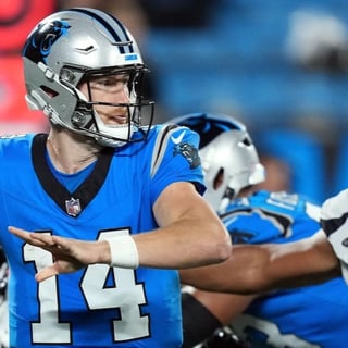 2026-08-29T022032Z_162826040_MT1USATODAY29684707_RTRMADP_3_NFL-HOUSTON-TEXANS-AT-CAROLINA-PANTHERS (1)