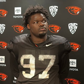Oregon State DL Tyler Bailey