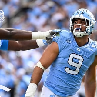 2025-09-17T025340Z_716529444_MT1USATODAY27098242_RTRMADP_3_NCAA-FOOTBALL-RICHMOND-AT-NORTH-CAROLINA (1)