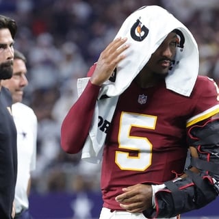 2026-09-20T223800Z_1291780026_MT1USATODAY29876314_RTRMADP_3_NFL-WASHINGTON-COMMANDERS-AT-DALLAS-COWBOYS (1)