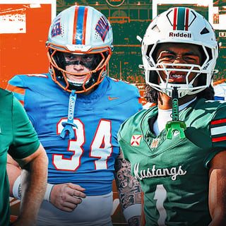 Mario Cristobal, Brysen Wright, Asher Ghioto and Casey Barner afi