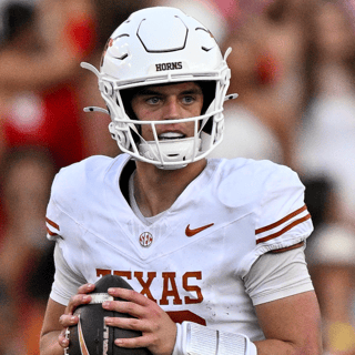 Texas QB Arch Manning