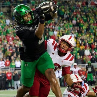 2026-10-18T065915Z_219349916_MT1USATODAY30121462_RTRMADP_3_NCAA-FOOTBALL-NEBRASKA-AT-OREGON (1)