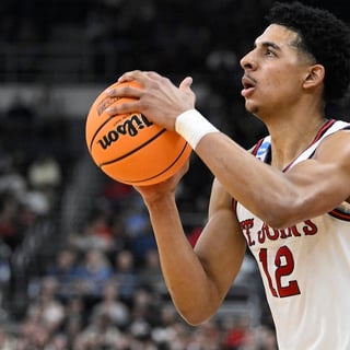 2025-03-21T034639Z_766797861_MT1USATODAY25727548_RTRMADP_3_NCAA-BASKETBALL-NCAA-TOURNAMENT-FIRST-ROUND-OMAHA-AT-ST-JOHNS (1)