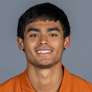 Tausili Akana