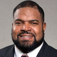 Travian Robertson