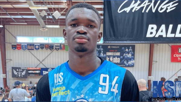 john-calipari-conduct-in-home-visit-with-adem-bona