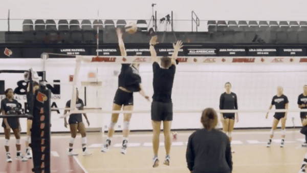 kentucky-volleyball-louisville