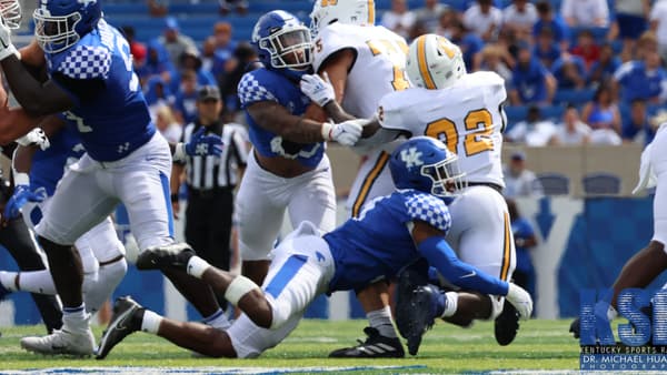 Tyrell-Ajians-95-Yard-Pick-Six-silences-Chattanooga-Scare