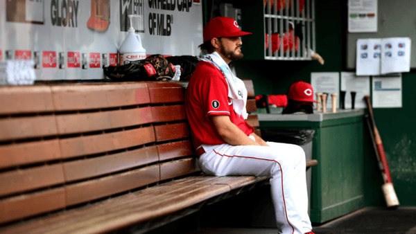 ksreds-cincinnati-reds-fall-to-three-games-behind-in-wild-card