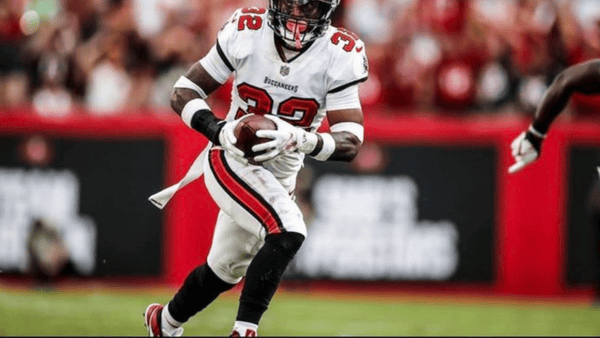 BBNFL-Mike-Edwards-makes-history