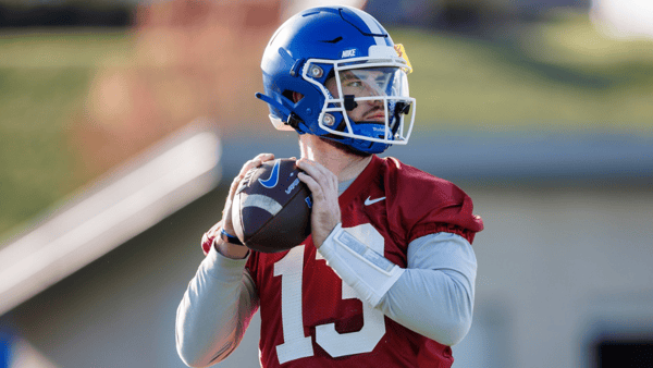 Kentucky QB Devin Leary